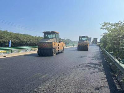 馬鞍山市S105旅游大道路面養(yǎng)護(hù)工程完成施工任務(wù)