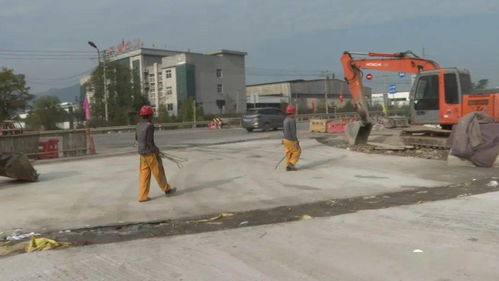 最新進展 松陽這條公路瀝青路面鋪砌施工進入收尾階段啦